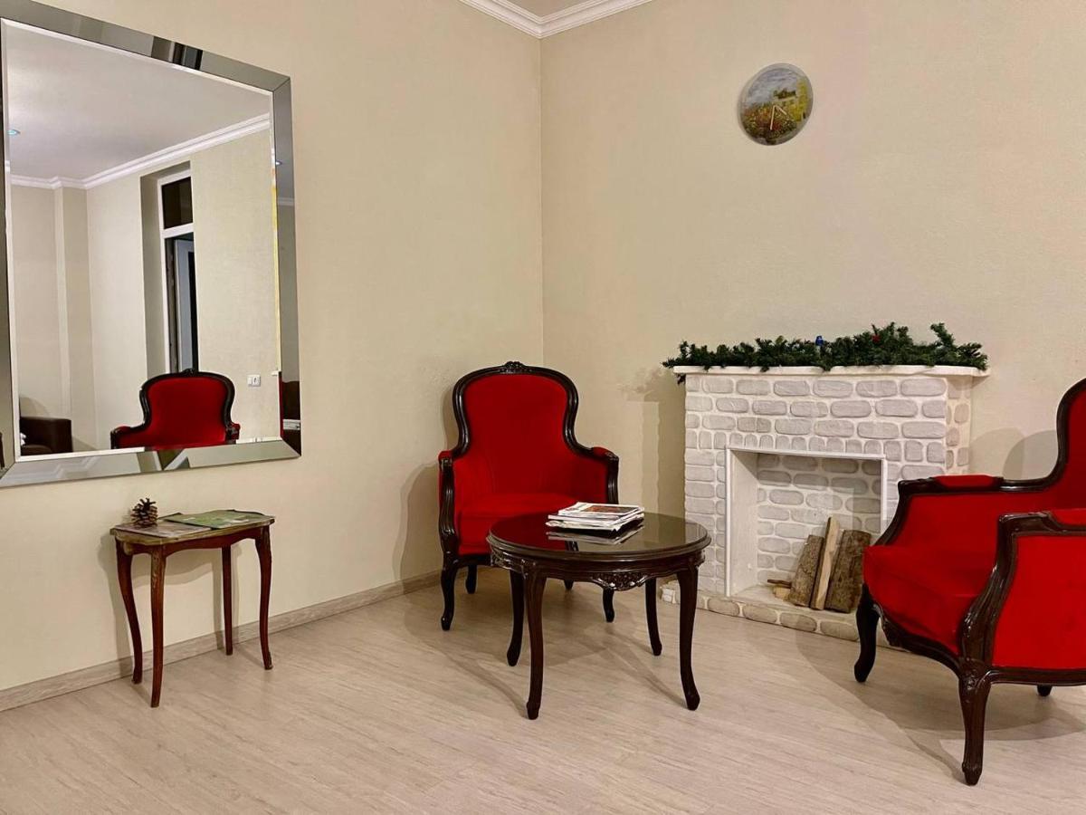 Merien Hotel Yerevan Exterior photo