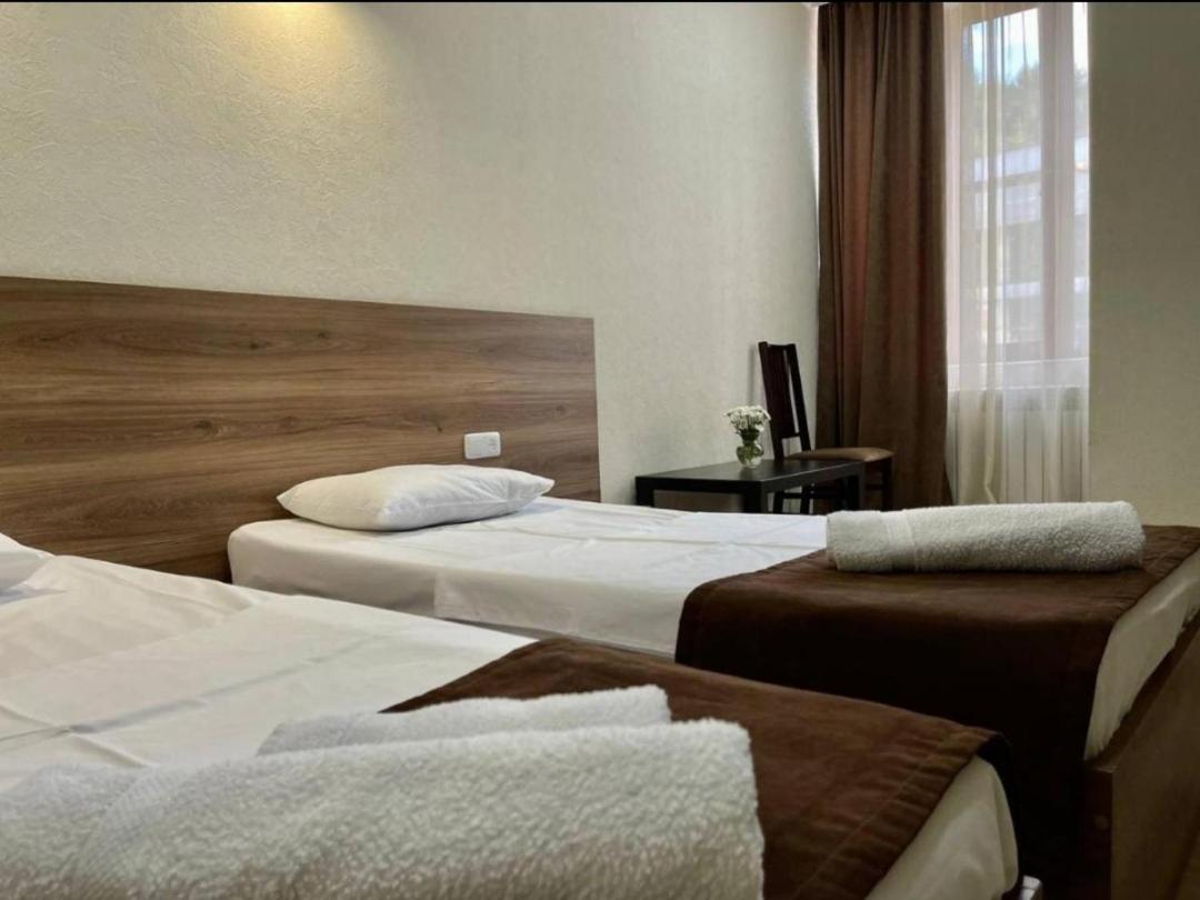 Merien Hotel Yerevan Exterior photo